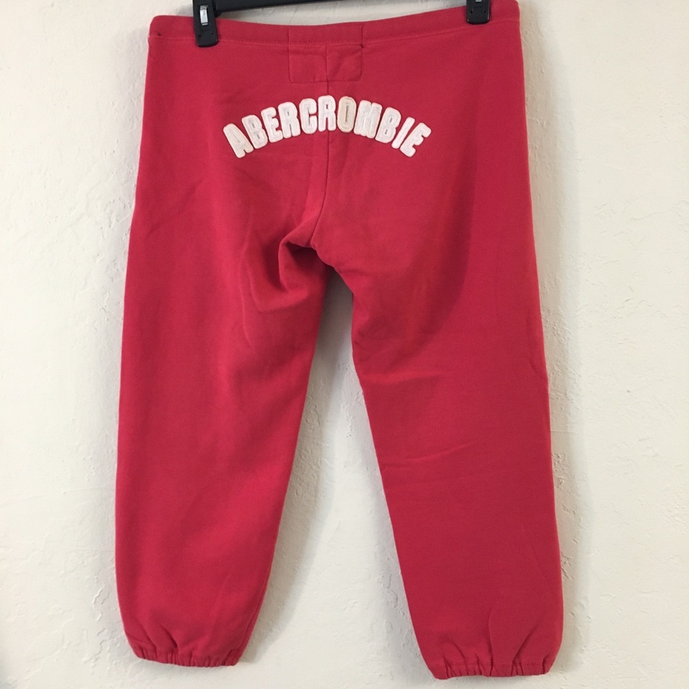 Abercrombie & Fitch Joggers Medium Red Casual Loungewear Athleisure